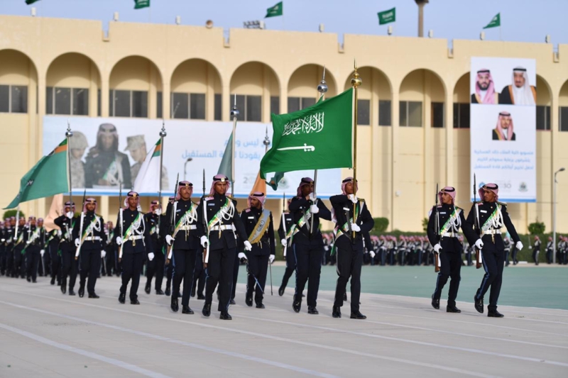 الأوراق المطلوبة للتسجيل في كلية الملك خالد العسكرية 1447